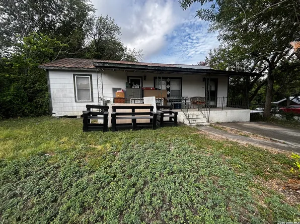 406 S LIVE OAK AVE, New Braunfels, TX 78130