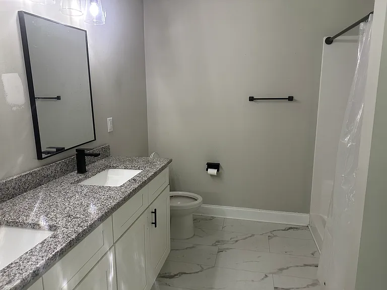 137 Woodstone Ln — Photo 10