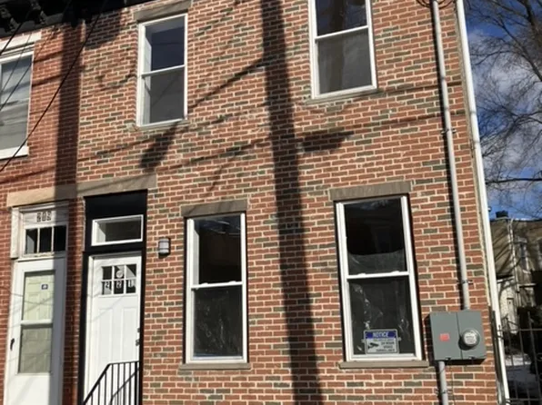 221 Elm St, Camden, NJ 08102