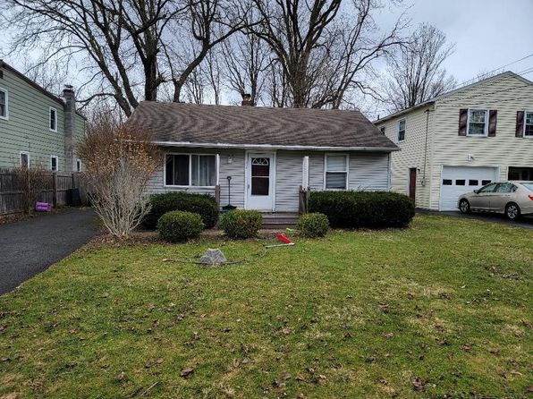 304 Hunt Dr