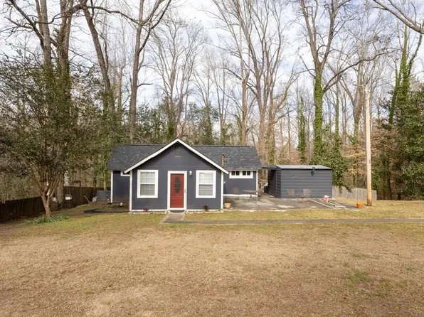 511 W Fairview St, Troy, AL 36081