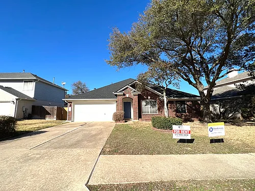 6708 Bancroft Woods Dr Photo 1
