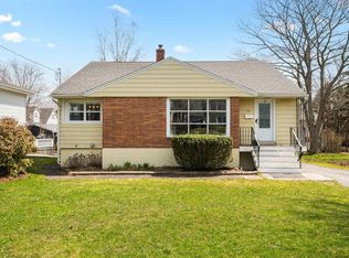 14 Inverness Ave, Halifax, NS B3P1X5