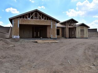 221 Rainshadow Ct, Ridgecrest, CA 93555