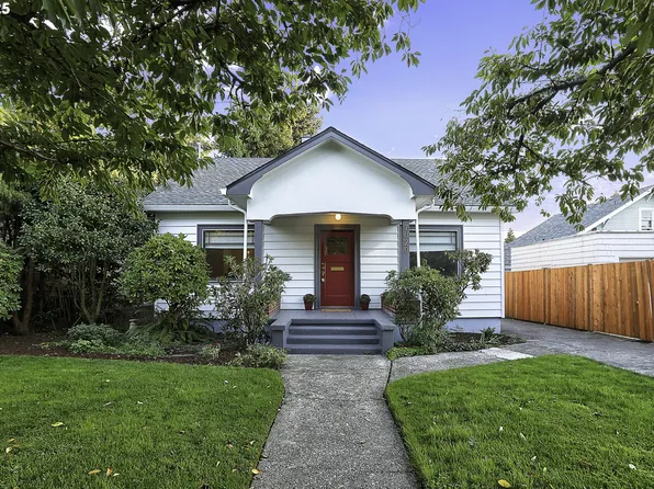 7020 NE Hoyt St, Portland, OR 97213