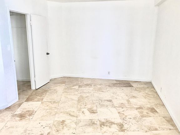 2nd image of 3301 NE 5th Ave #Penthouse 03