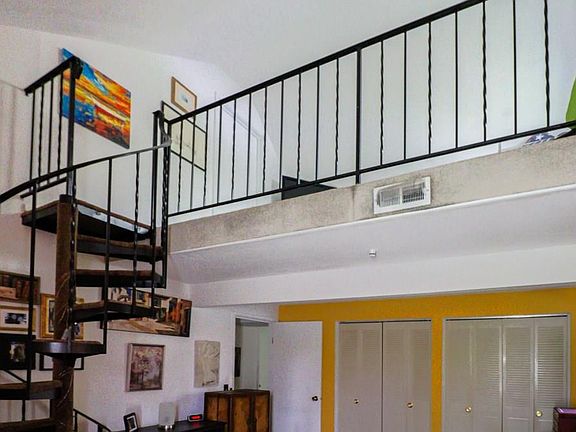 5th image of 645 Idlewood Ct