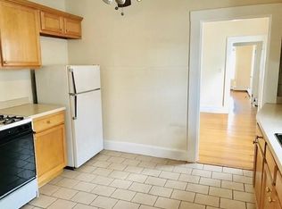37 Gordon St #2, Waltham, MA 02453