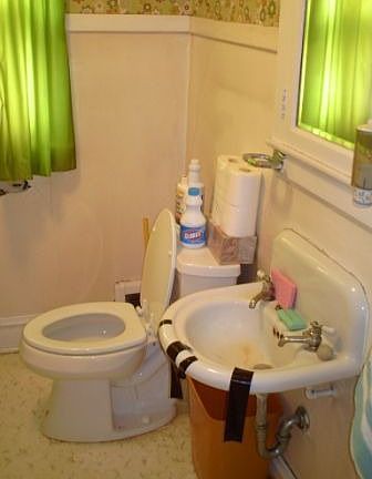 3rd image of 2511 S 60th Ct