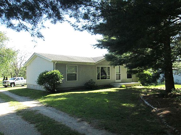 2nd image of 4731 Lake Ave