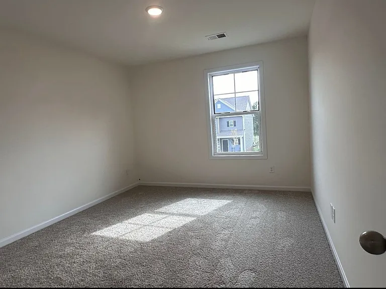 1102 Silverbend Trl #1 — Photo 15