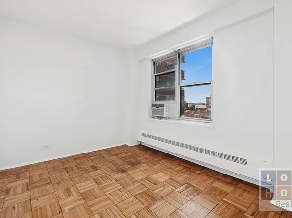 575 Grand Street image 10 of 23