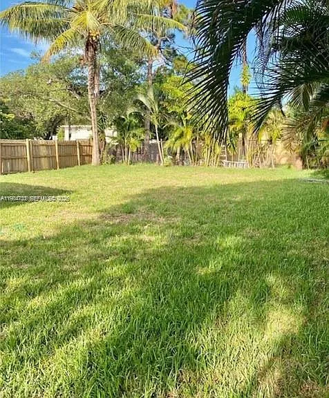 1244 NW 1st Ave — Photo 9