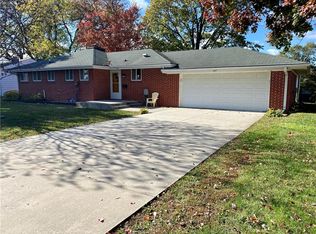 207 E 28th St S, Newton, IA