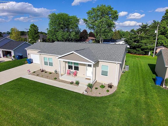 4th image of 299 Caleb Dr