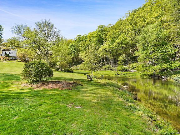 5th image of 123 & 135 Mianus River Road