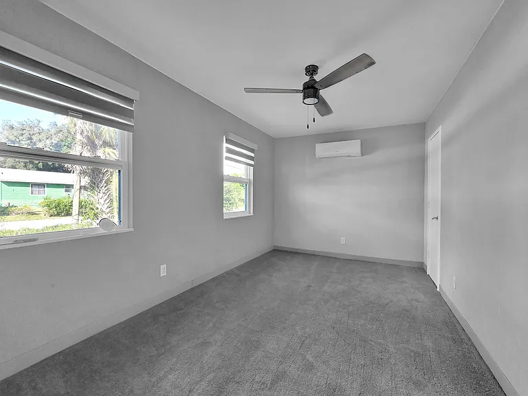 6385 86th Pl — Photo 11