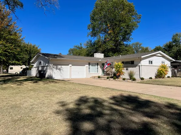 600 N Maus Ln, Wichita, KS 67212