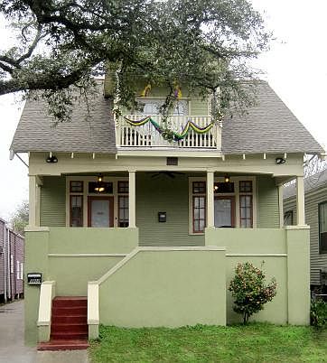 1st image of 3820 Banks St
