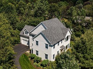 18 Duck Ln, Kinderhook, NY 12106