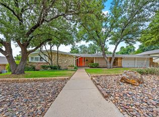 6809 Middle Rd, Fort Worth, TX 76116