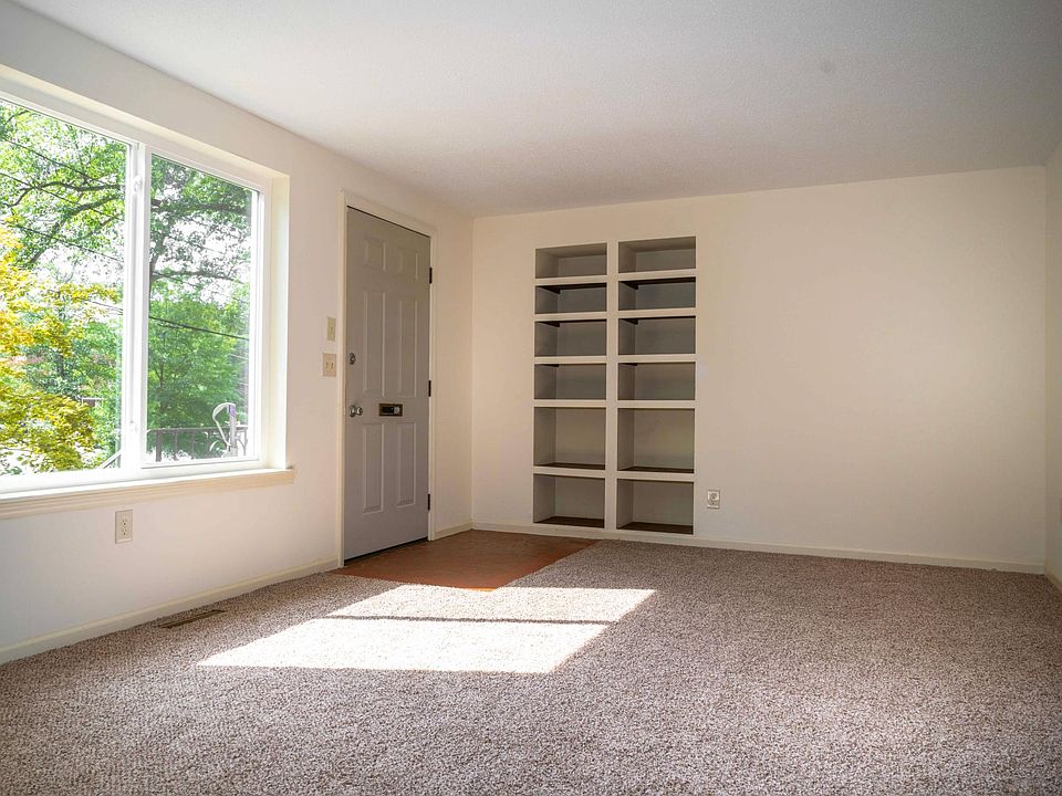 1st image of 808A Townes St