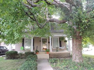 402 Euclid Ave, Greenwood, IN 46142
