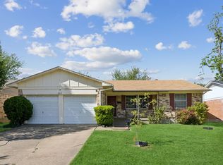 4017 Sweetbriar Dr, Garland, TX