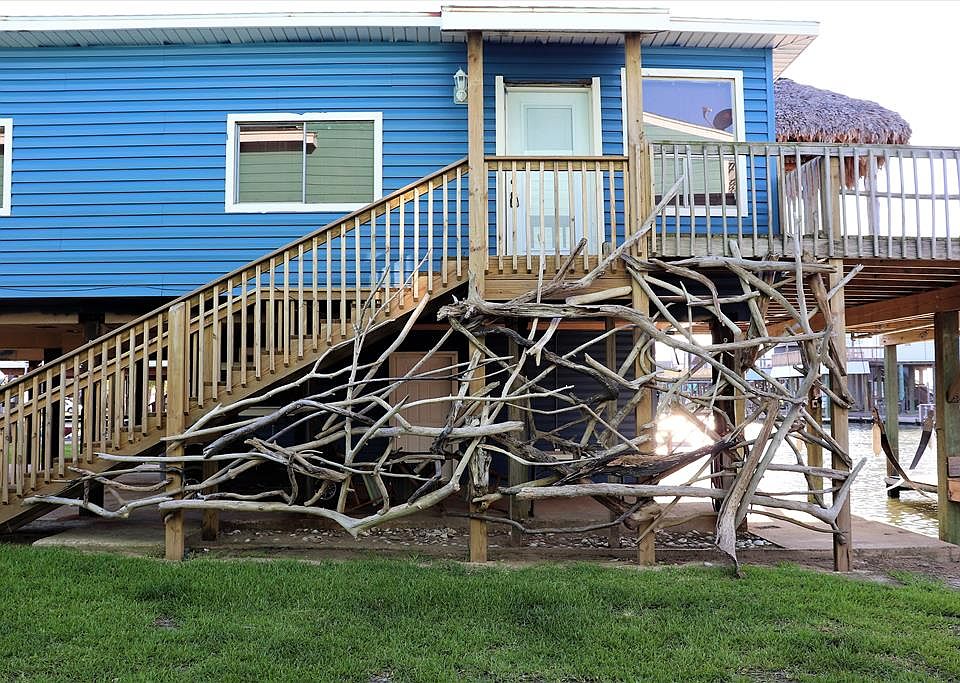 1st image of 210 Galleon Dr
