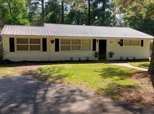 1403 Oak St, Conway, SC 29526