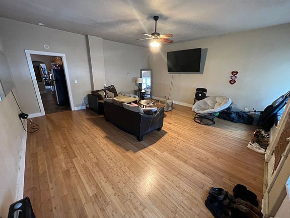 2nd image of 3159-59A N Booth St