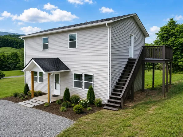 125 Dill St, Narrows, VA 24124