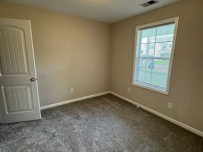1529 Gambill Wood Dr — Photo 16