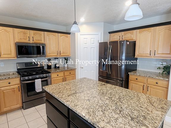 4 Kitchen View 3_07142025