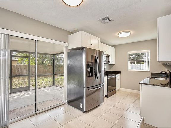 5th image of 7128 Hershey Way