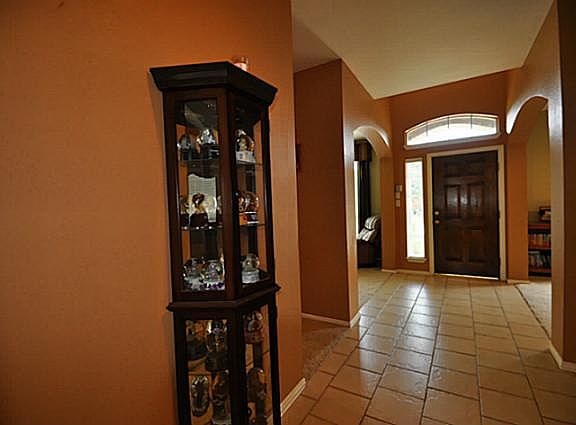 2nd image of 2451 Wagonwheel Dr