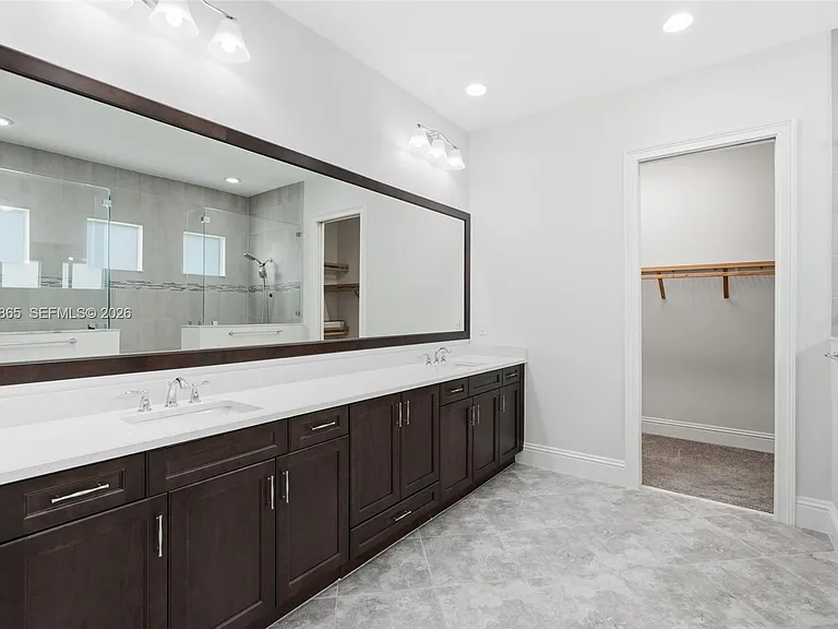 4662 Estates Cir — Photo 31