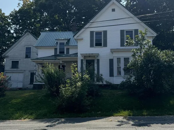 8 School Street, Sangerville, ME 04479