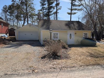 9 Grandview Ave, Charlton, MA, 01507