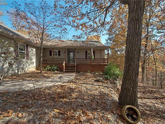 2nd image of 3 Bowness Ln