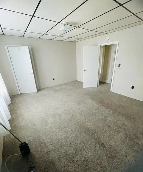 823 Swinton St — Photo 7