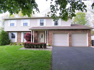 6860 Slippery Rock Dr, Canfield, OH