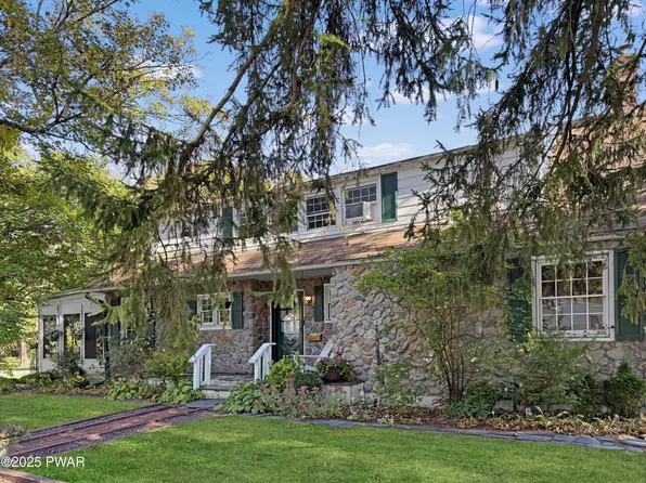 619 5th St, Milford, PA 18337