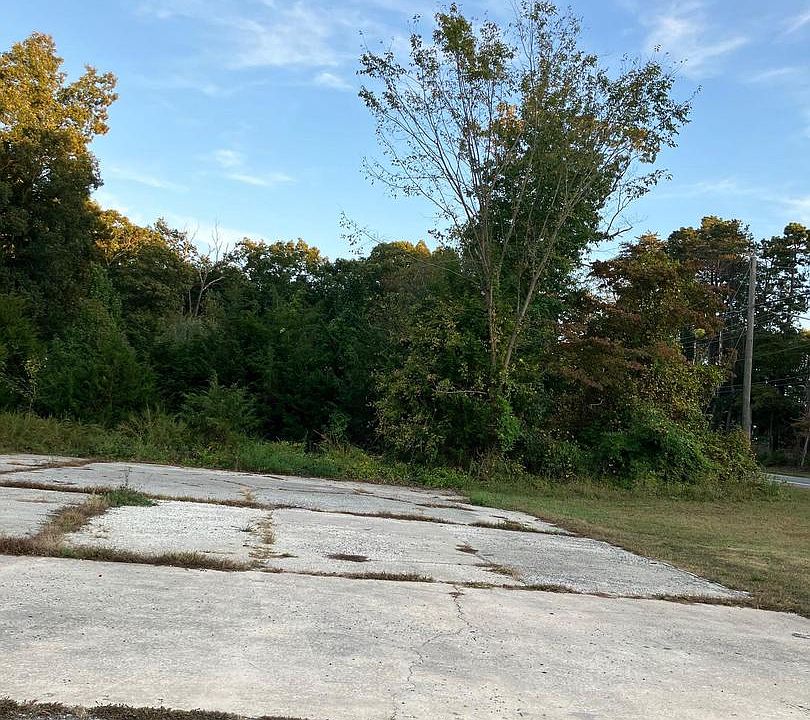 2nd image of 456 Quinton Marlboro Rd