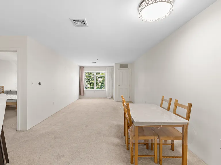 30 Franklin St #309 — Photo 5