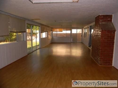 3rd image of 8535 Shirley Ave