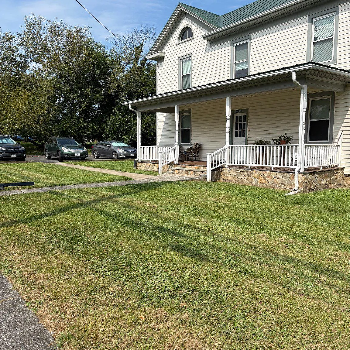 2 bed, 1.0 bath, 1314 sqft, $1,500 — Photo 1