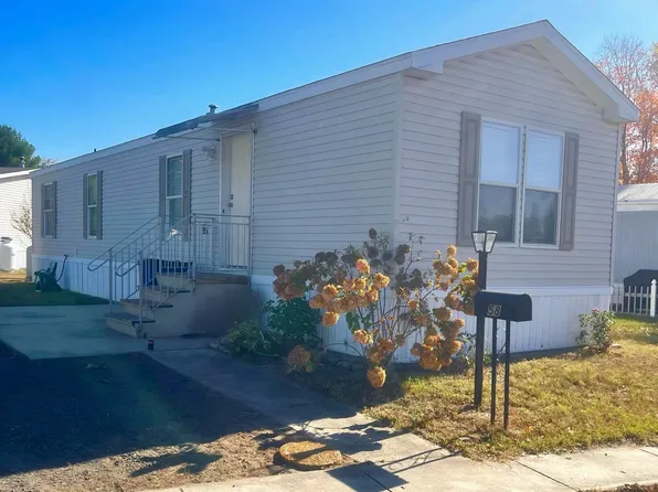 58 Estates Dr, Vincentown, NJ 08088