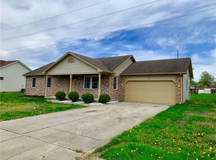 2955 Foxridge Dr, Columbus, IN 47203