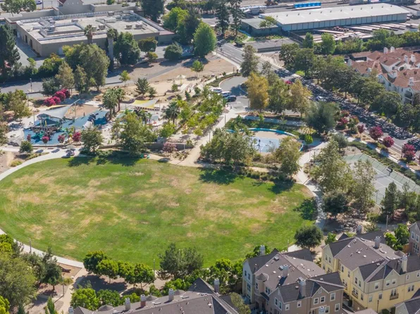 545 Saco Ter, Sunnyvale, CA 94089